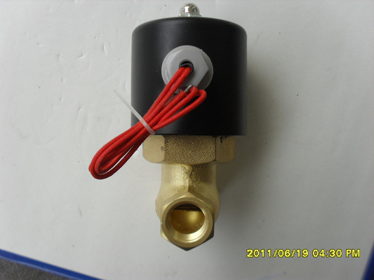 شیر برقی برقی برنجی AC 220 ولت 3/4 اینچ برای آب گرم NC